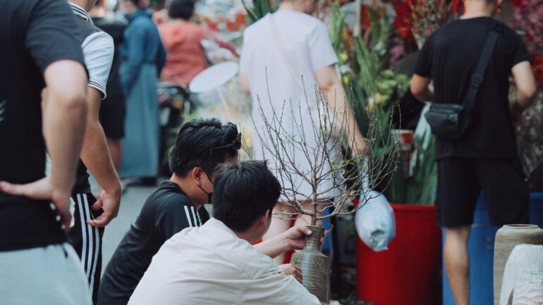 Marchés d'artisanat en plein air : où acheter local