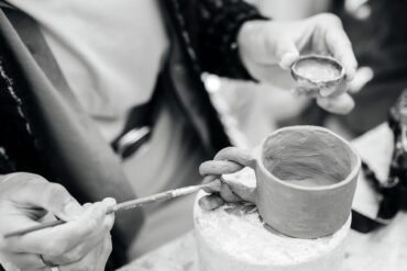 Rencontres artistiques et ateliers créatifs : guide complet 2026