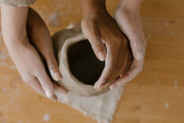 Ateliers de création participative : transformer l'engagement en art